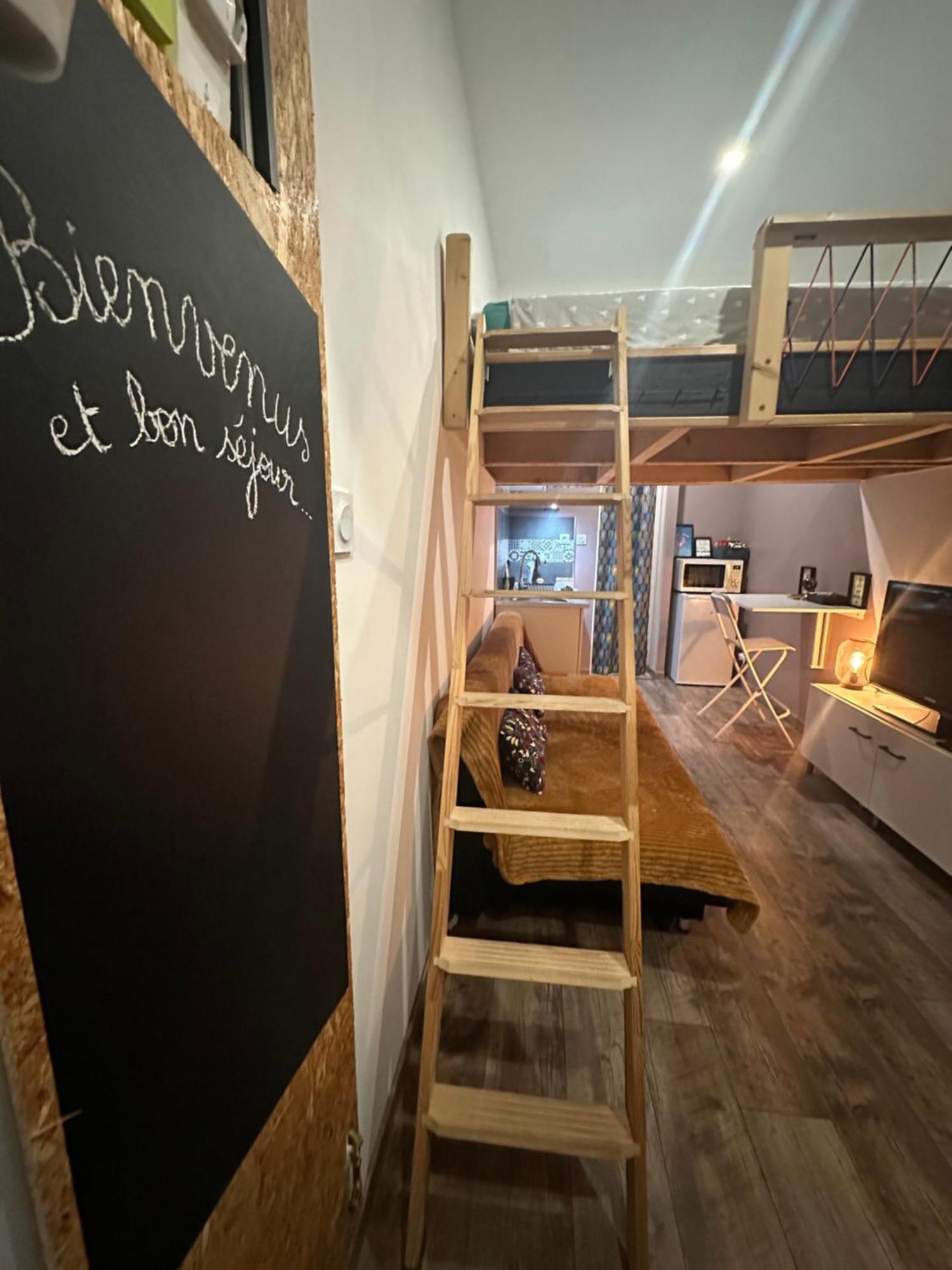 La Tiny : Adorable Petit Studio /Parking Gratuit. Angouleme Bagian luar foto