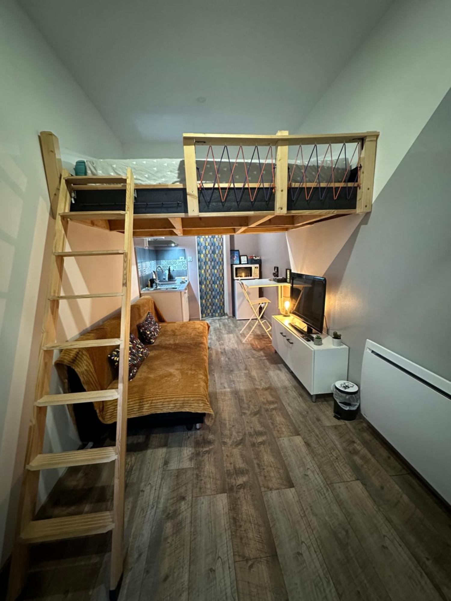 La Tiny : Adorable Petit Studio /Parking Gratuit. Angouleme Bagian luar foto